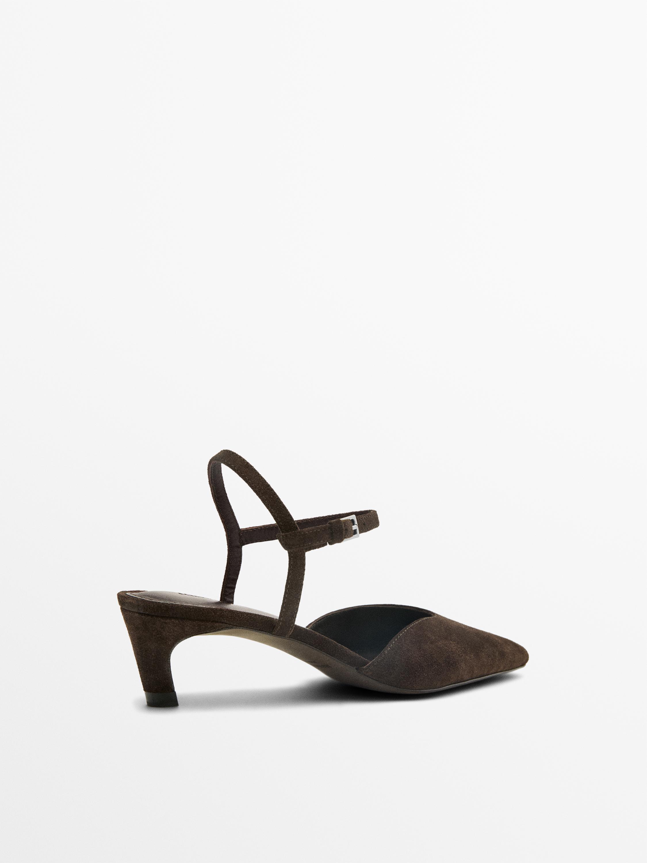 Split leather heeled shoes